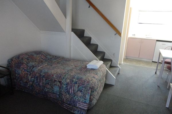 SilverOaks Inn Silverpoint (Mangere)